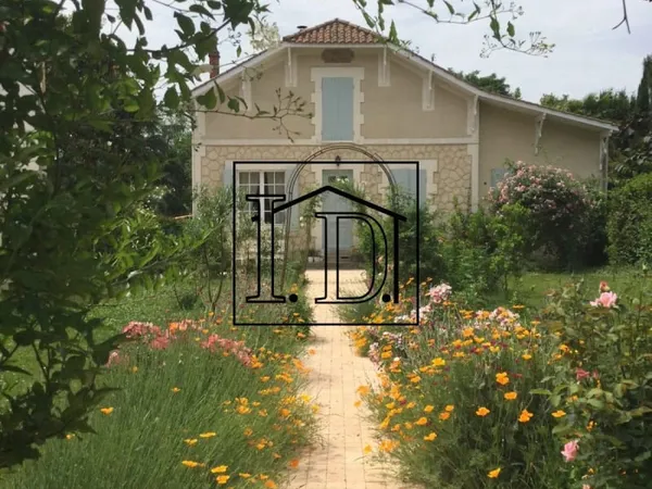 Maison 6 pièces 177 m²