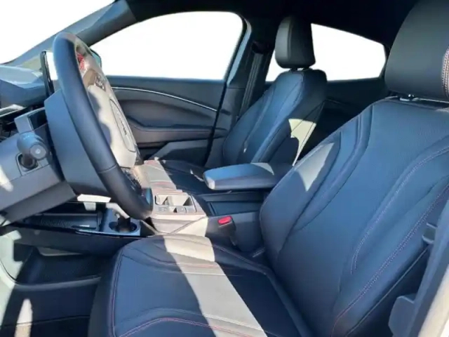 Ford Mustang mach-e 294ch extended range 91kwh premium propulsion — photo 7