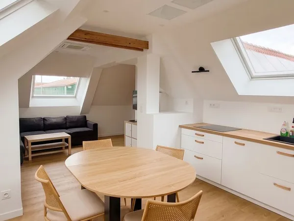 Appartement neuf climatisé pour colocation de 2 étudiants (chambre + salle d'eau privative - Baisieu