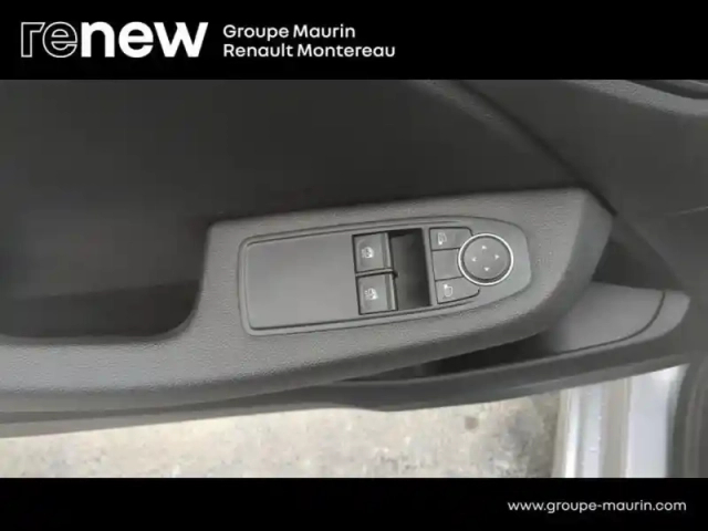 Renault Clio auto-ecole blue dci 100 -21n — photo 33