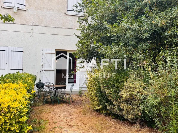 Studio mezzanine avec jardin privatif à deux pas du Champ-de-Mars