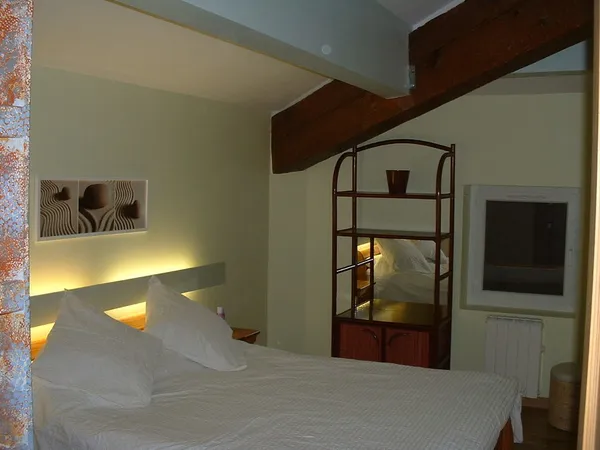 Très Bel Meublé T3 Appartement deuxième étag + Cellier Privé