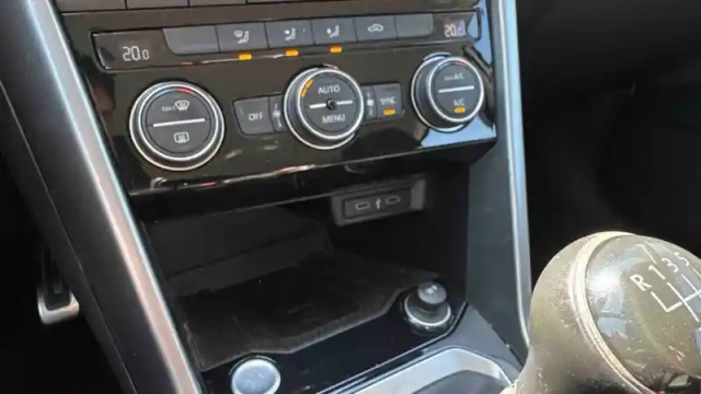 Volkswagen T-Roc 1.0 tsi 110 start/stop bvm6 — photo 21
