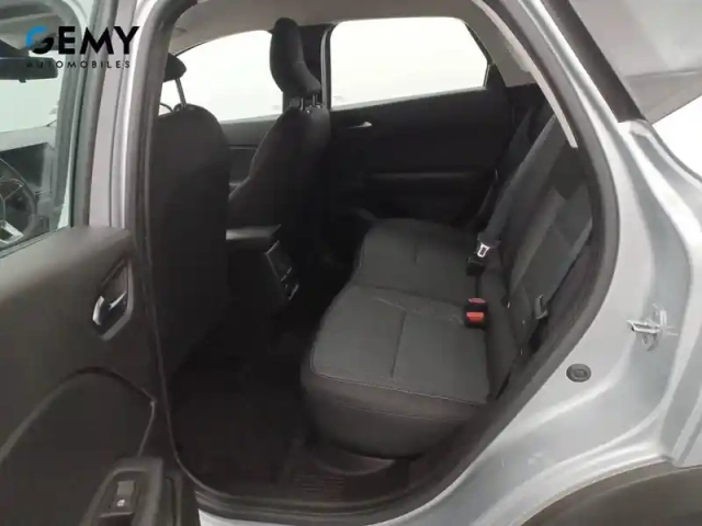 Renault Captur e-tech 145 - 21 — photo 15