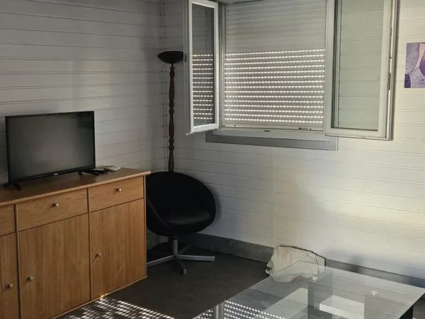 Studio calme Fréjus