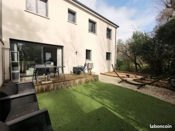 Jolie maison récente de 90m2 sur un terrain de 250m2 Quartier Parc Feau