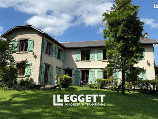 Maison 6 pièces 250 m²