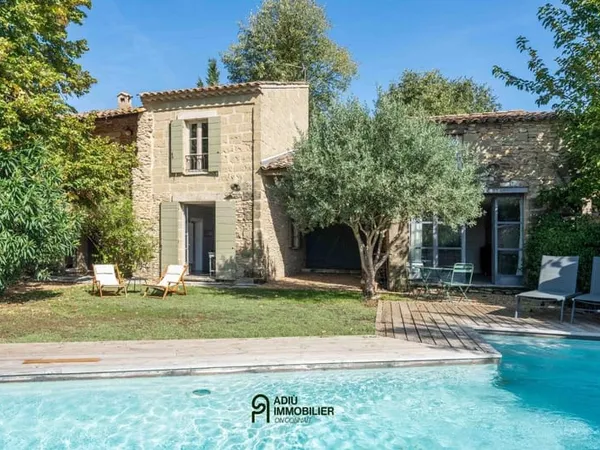 Authentique Mas en pierre de 150 m² avec vue dégagée, piscine, dépendance et jardin intimiste - À qu