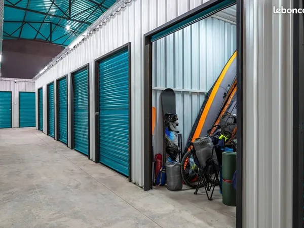 Location box de stockage de 3m2 à 30m2