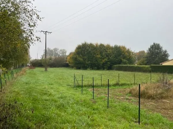 Terrain 1528 m²