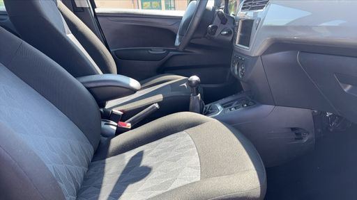 Citroen C-Elysée 1.2 PureTech 82 - Confort – 2017 – 134365 km – Essence – Boîte Manuelle — photo 8