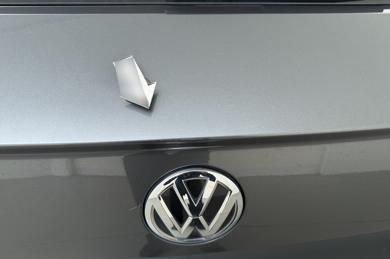 Volkswagen T-Roc — photo 21