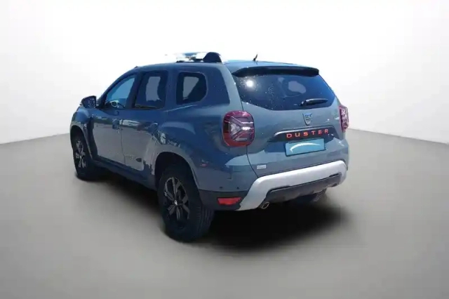 Dacia Duster eco-g 100 4x2 — photo 4