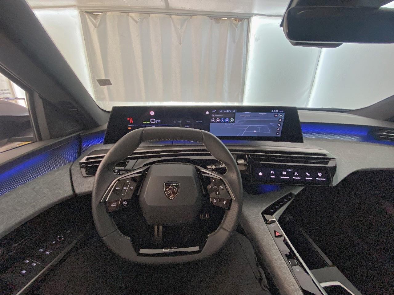 Peugeot 3008 electrique 210 ch 73 kwh gt — photo 12