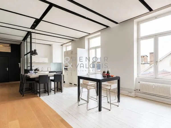 Appartement 7 pièces 239 m²