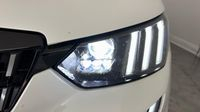 Peugeot 2008 1.2 PureTech 130ch S&S GT Pack EAT8 — photo 17