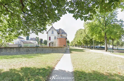 Maison 8 pièces 203 m²