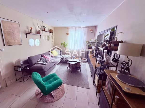 Jolie maison 3 chambres avec jardin en centre ville de St-Quentin