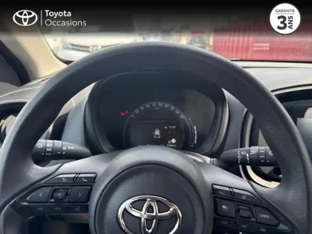 Toyota Aygo X 1.0 vvt-i 72ch active business — photo 13