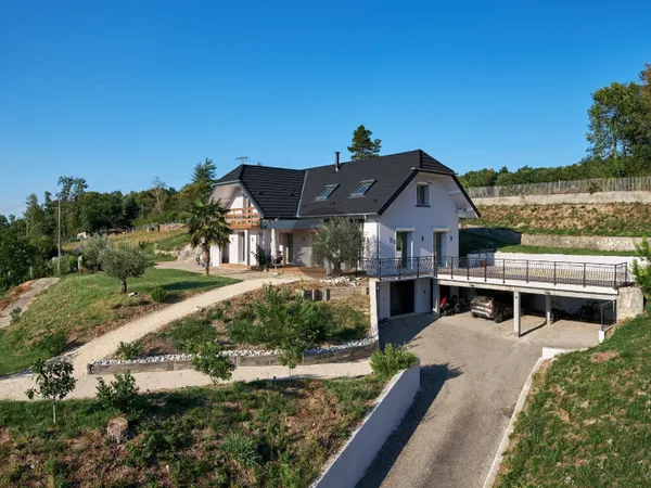 Maison 6 pièces 169 m²
