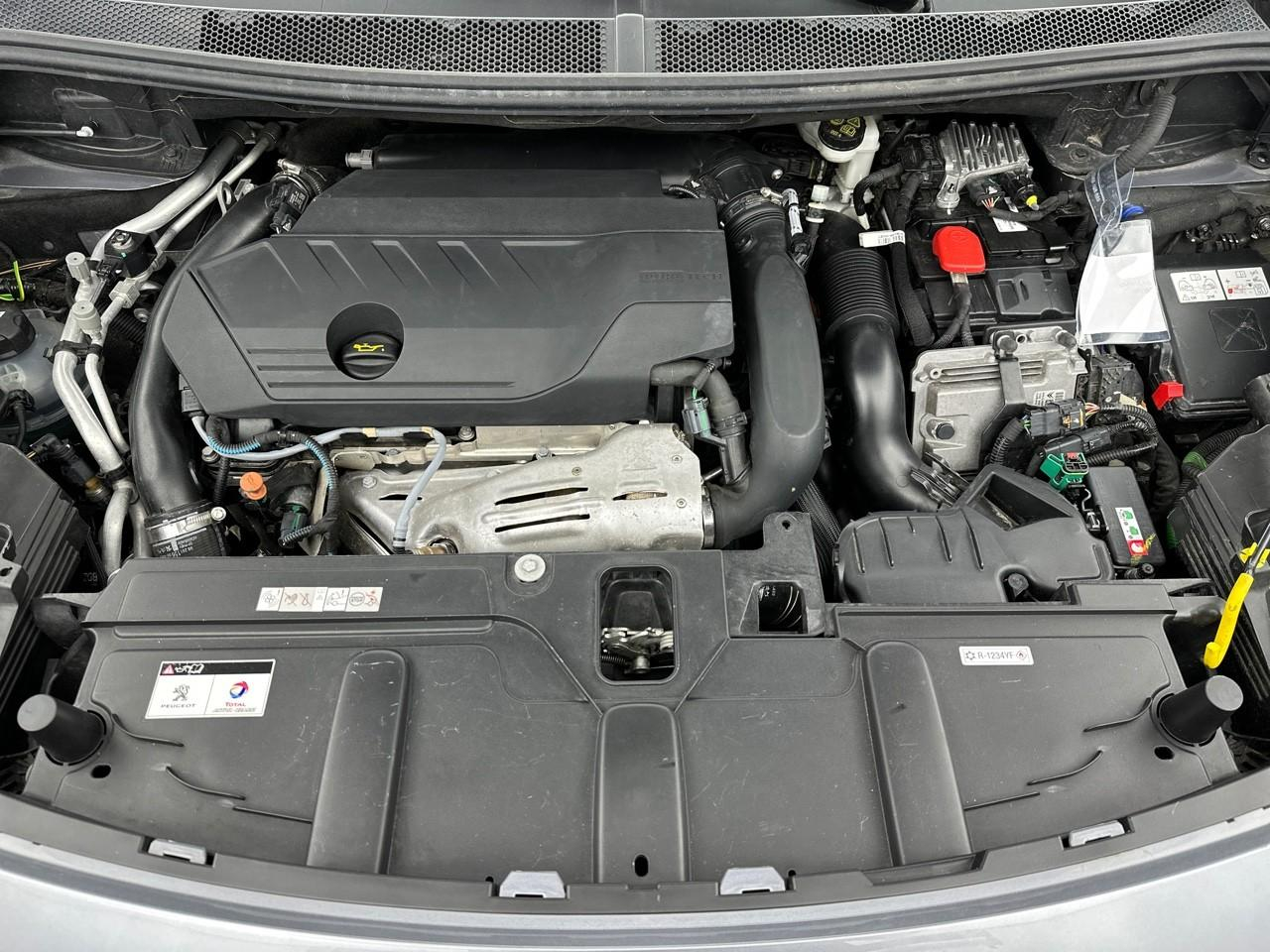 Peugeot 3008 hybrid 225 e-eat8 gt — photo 13