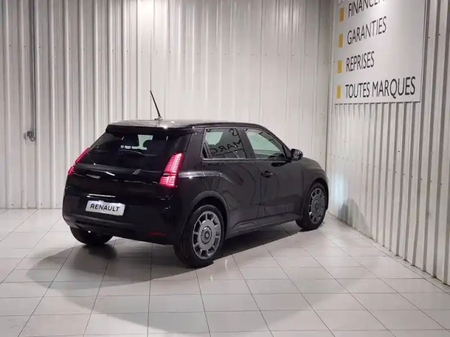 Renault 5 renault  e-tech electrique 120 ch autonomie urbaine — photo 3