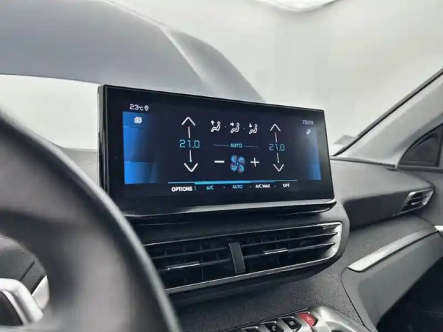 Peugeot 5008 bluehdi 130ch s&amp;s eat8 — photo 15