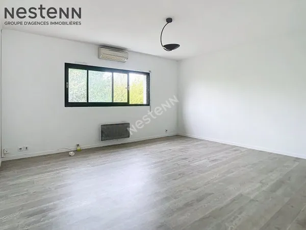 Local profession libérale de 40.82m² LORMONT