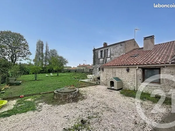 Maison 10 pièces 174 m²