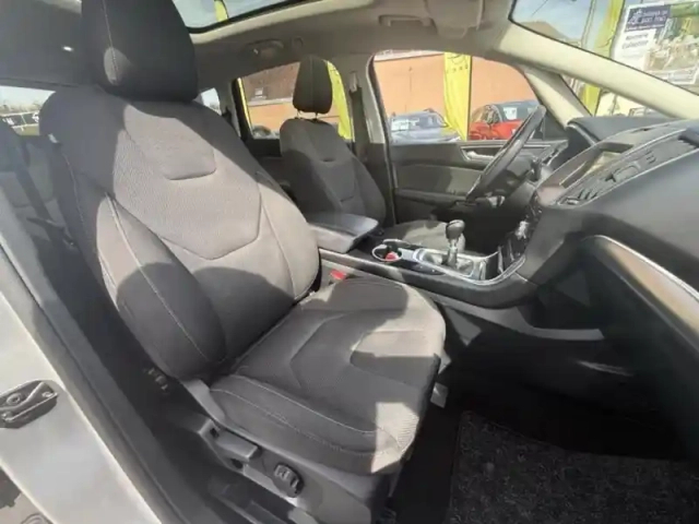 Ford S-Max 2.0 ecoblue 150ch titanium euro6.2 — photo 11