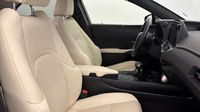 Lexus Ux 250h Luxe 2WD — photo 15