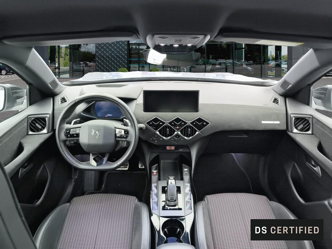 Ds Ds 3 crossback puretech 130 eat8 performance line+ — photo 5