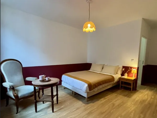 Loue chambre en colocation dans maison