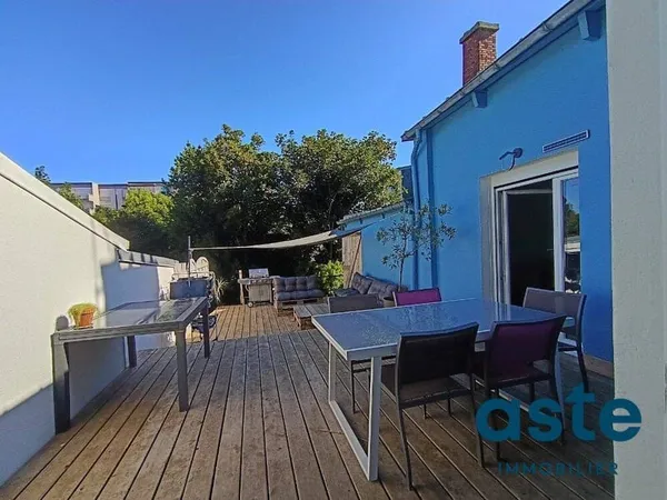 Maison 8 pièces 159 m²