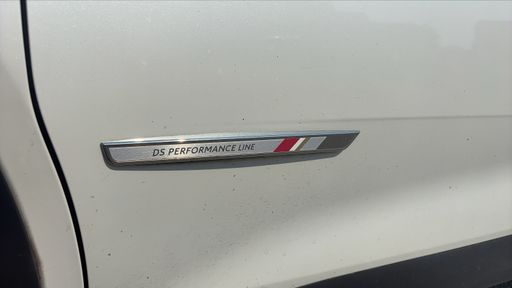 DS DS7 Crossback 2.0 BlueHDi 180 EAT8 - Performance Line + – 2020 – 130464 km – Diesel – Boîte Automatique — photo 9