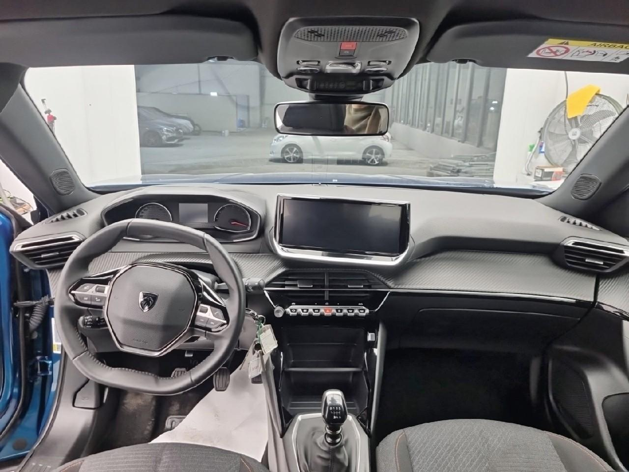 Peugeot 2008 100 s&s bvm6 style — photo 12