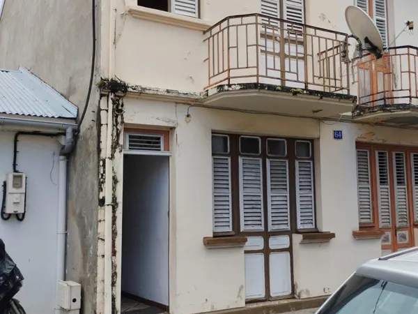 Petit immeuble