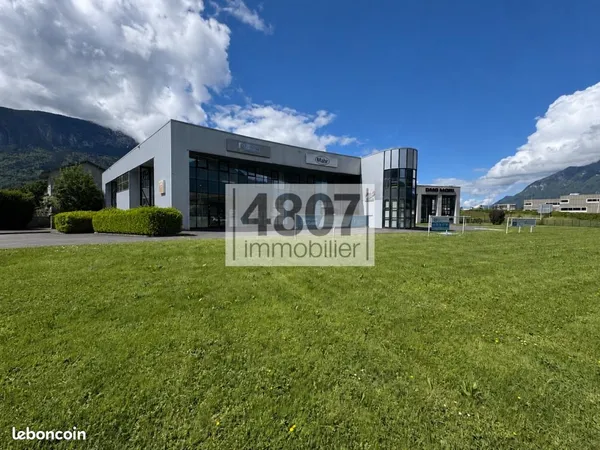 Bureaux 161 m²
