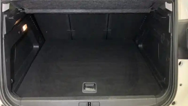 Citroën C5 Aircross hybride rechargeable 225 s&amp;s e-eat8 shine — photo 8