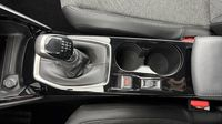 Peugeot 2008 1.2 PureTech 100ch S&S Allure — photo 22