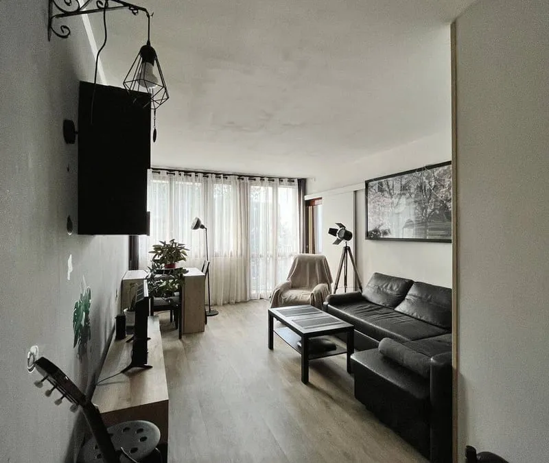 Photo 1