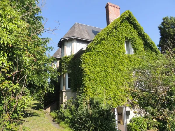 BIEN RARE SUR LE SECTEUR ! MAISON DE CARACTÈRE DE 175 m2 HAB