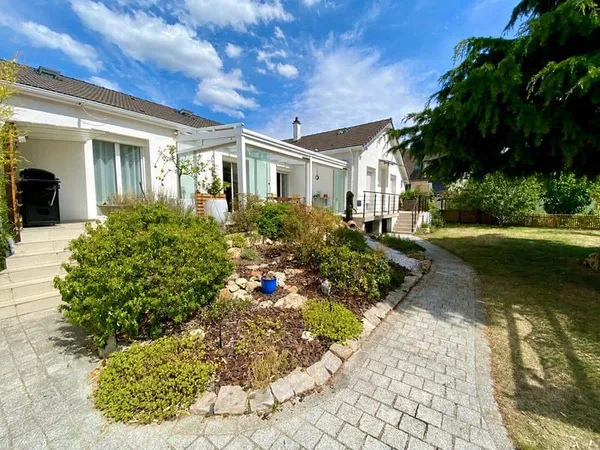 Maison de plain-pied 6 pièces 119 m²