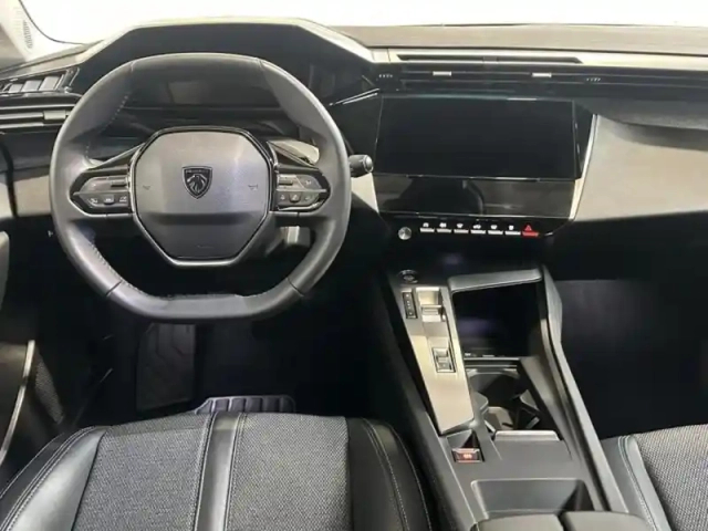 Peugeot 308 phev 180ch allure e-eat8 — photo 8