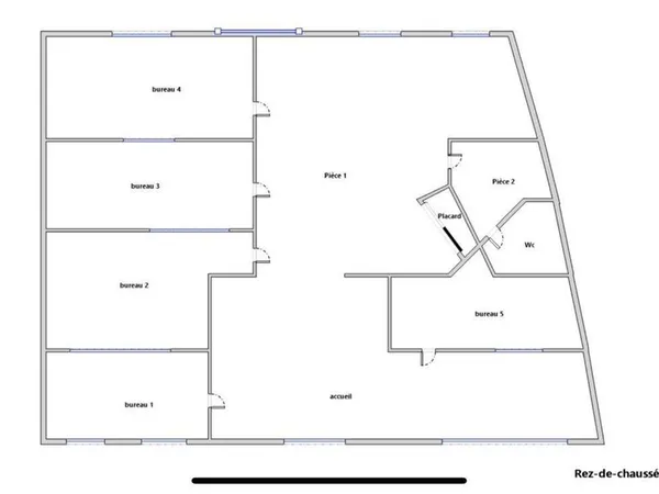 Local commercial 120 m² PAU