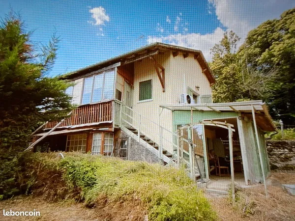 Maison dans le cantal