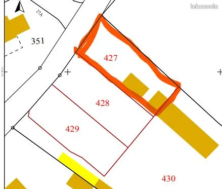 Terrain constructible 458m²