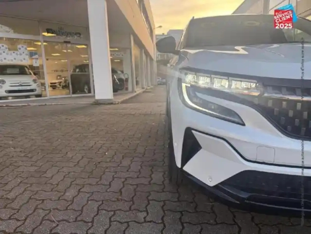 Renault Austral 1.2 e-tech full hybrid 200ch iconic- 24 — photo 13