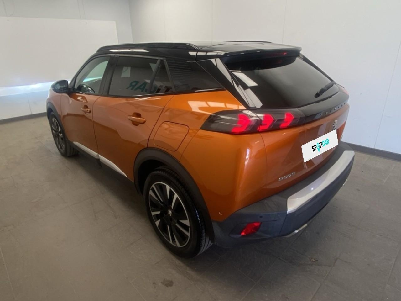 Peugeot 2008 puretech 130 s&s bvm6 gt line — photo 7