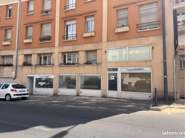 Local commercial 130 m² Issy-les-Moulineaux
